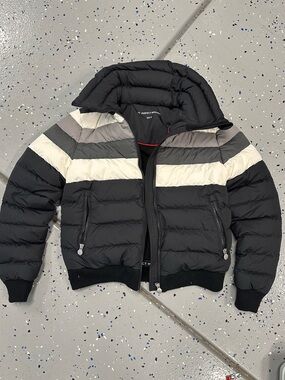 A Perfect Moment Queenie Down Puffer Jacket XS rare NEW